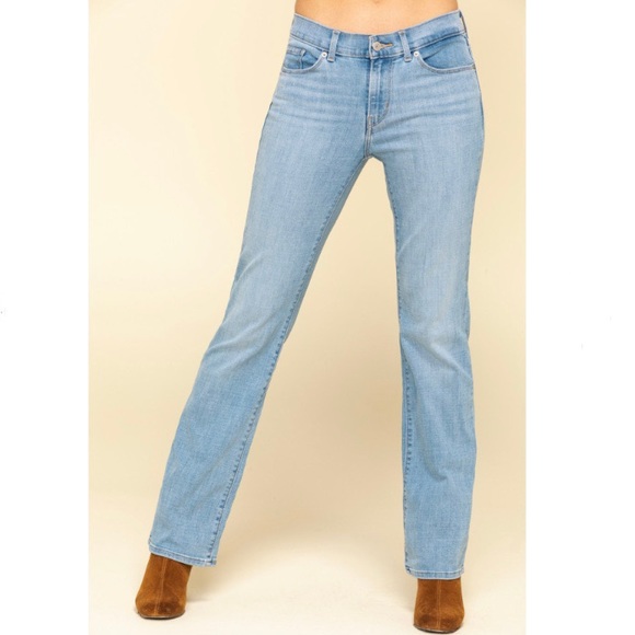 Levi’s super low bootcut denim - Picture 4 of 8